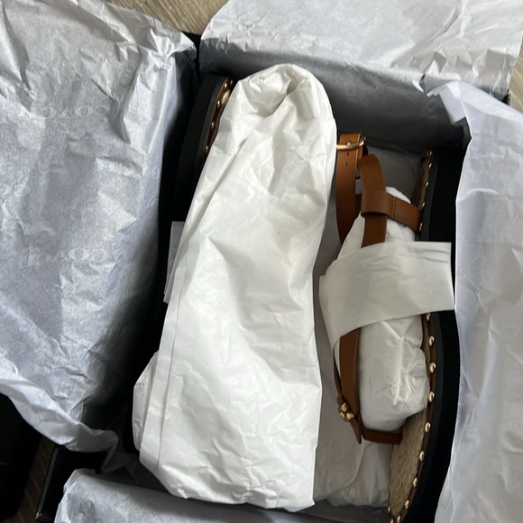 Coach Gracey Sandal - Leather (color - Penny) size 5.5B - Picture 3 of 5